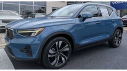 2023 Volvo XC40 B4 Plus Bright Theme