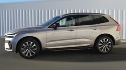 2025 Volvo XC60 B5 Core Dark Theme