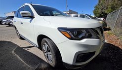 2019 Nissan Pathfinder SL