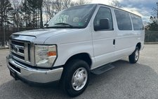 2011 Ford E-Series E-350 XLT Super Duty Passenger Van