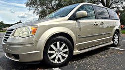 2009 Chrysler Town and Country Touring
