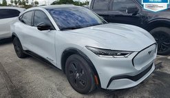 2023 Ford Mustang Mach-E California Route 1
