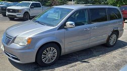 2013 Chrysler Town and Country Touring-L