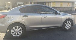 2013 Mazda MAZDA3 i SV