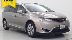 2017 Chrysler Pacifica Hybrid Platinum