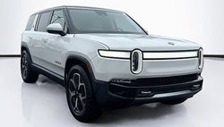 2023 Rivian R1S Adventure