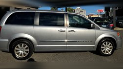2013 Chrysler Town and Country Touring