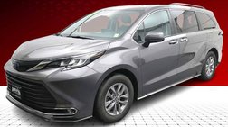 2022 Toyota Sienna XLE