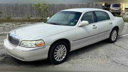 2004 Lincoln Town Car Signature