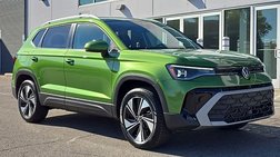 2025 Volkswagen Taos SE 4Motion