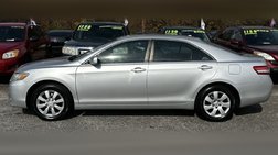 2010 Toyota Camry LE 6-Spd AT