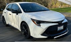 2020 Toyota Corolla Hatchback SE Nightshade Edition