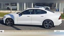 2022 Volvo S60 B5 R-Design