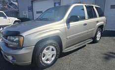 2002 Chevrolet TrailBlazer LS 4WD
