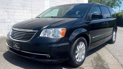 2016 Chrysler Town and Country Touring