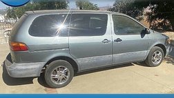 1999 Toyota Sienna CE