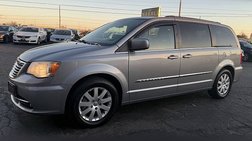 2014 Chrysler Town and Country Touring