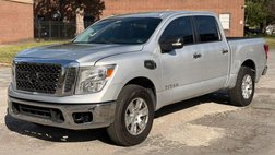 2017 Nissan Titan SV