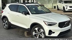 2026 Volvo XC40 B5 Plus