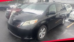 2017 Toyota Sienna LE