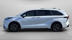 2025 Toyota Sienna Platinum 7-Passenger