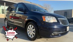 2016 Chrysler Town and Country Touring