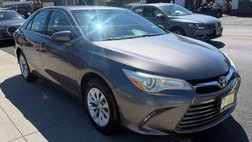 2016 Toyota Camry LE