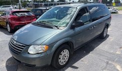 2007 Chrysler Town and Country LX