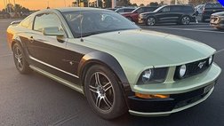 2005 Ford Mustang GT Premium