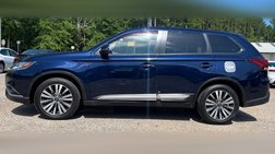 2020 Mitsubishi Outlander SE