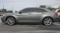 2013 Chrysler 200 Touring