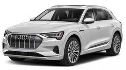 2022 Audi e-tron quattro Premium Plus
