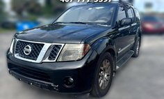 2008 Nissan Pathfinder SE