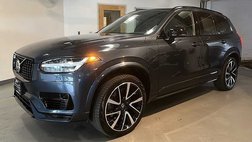 2023 Volvo XC90 Recharge T8 Plus Dark Theme