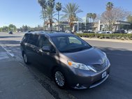 2015 Toyota Sienna XLE
