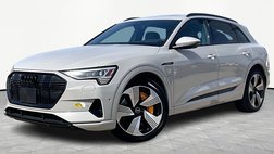 2022 Audi e-tron quattro Premium Plus