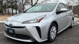 2022 Toyota Prius LE