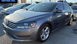 2013 Volkswagen Passat SE PZEV
