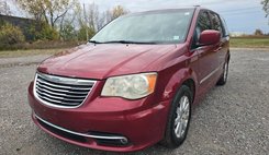 2016 Chrysler Town and Country Touring