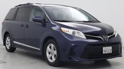 2019 Toyota Sienna LE
