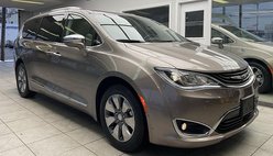 2018 Chrysler Pacifica Hybrid Limited