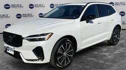 2023 Volvo XC60 B5 Plus Dark Theme