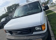 2003 Ford E-Series E-350 SD