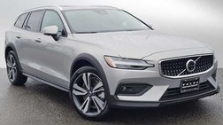 2025 Volvo V60 Cross Country B5 Plus