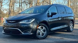 2018 Chrysler Pacifica Hybrid Limited