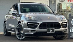 2014 Porsche Cayenne GTS