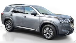 2024 Nissan Pathfinder SV