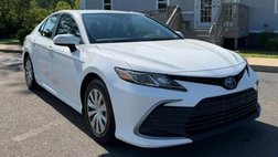 2022 Toyota Camry Hybrid LE