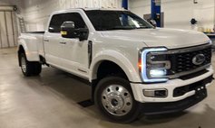 2025 Ford F-450 Super Duty Platinum