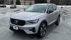 2026 Volvo XC40 B5 Plus